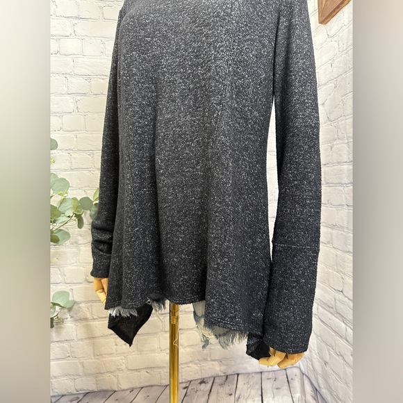 Simply Vera Wang long-sleeve Asymmetric hem tunic - Picture 2 of 7